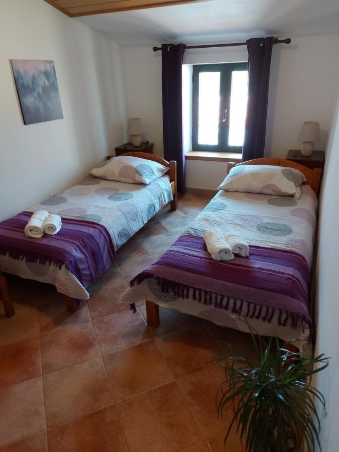 브르토니글라 Ranch Radin B&B 외부 사진