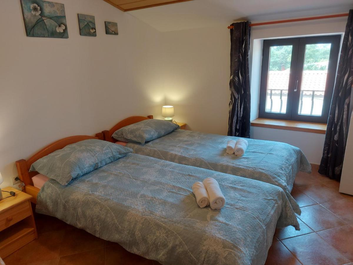 브르토니글라 Ranch Radin B&B 외부 사진
